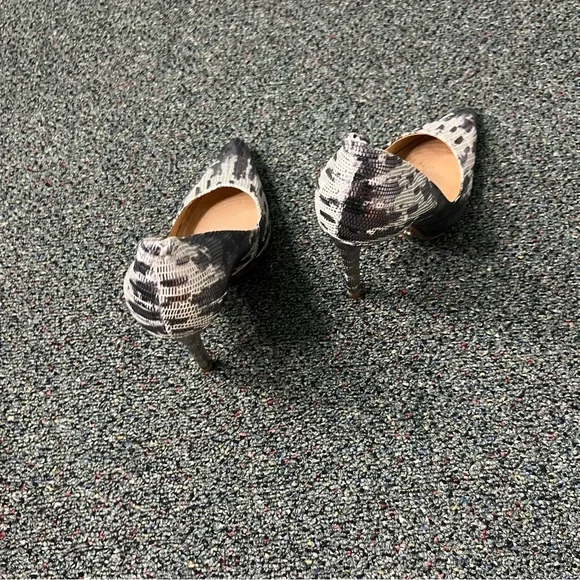 SCHUTZ Grey Black White Metallic Leather Snakeskin Print Pumps Stiletto Heel 6.5 - Picture 9 of 16